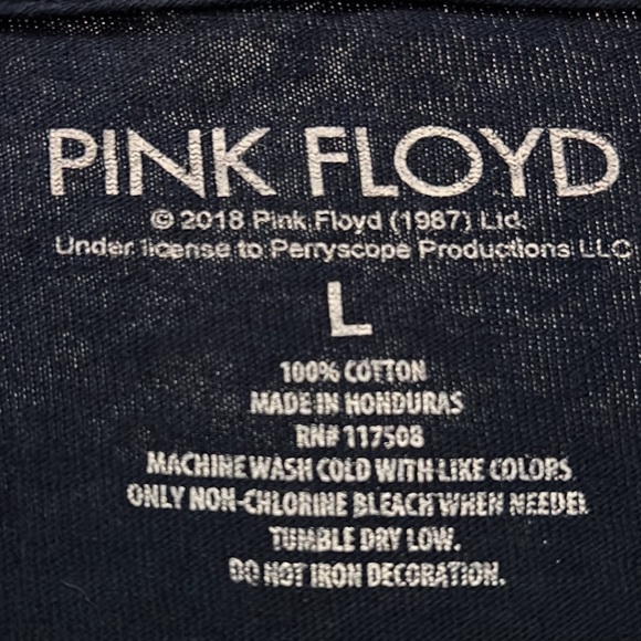 NWOT Pink Floyd tee - Picture 5 of 5